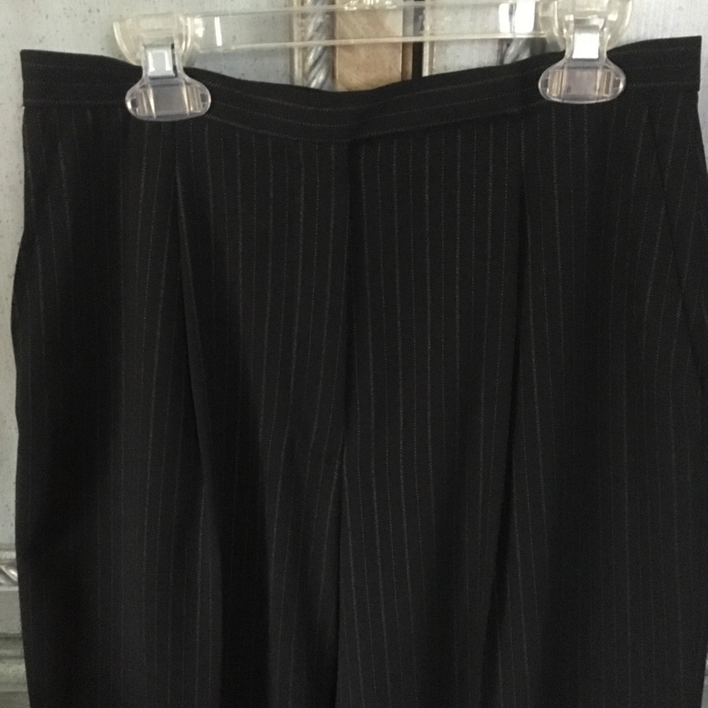 Pants - Picture 2 of 6